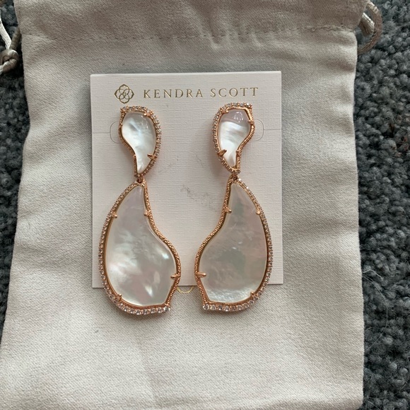 Kendra Scott Teddi earrings - Picture 1 of 2